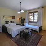 Fiore Luxury Pool & Garden *