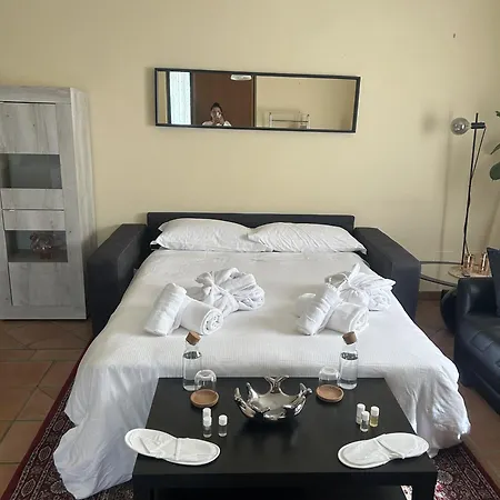 Fiore Luxury Pool & Garden Villa *