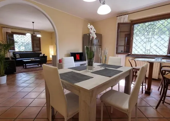 Villa Fiore Luxury Pool & Garden Pisa